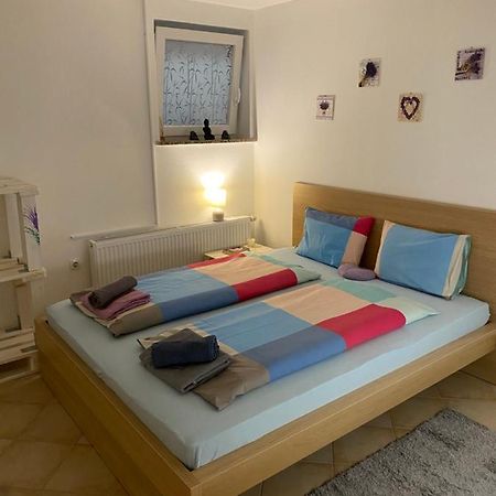 Room Julija Zirovnica Екстериор снимка
