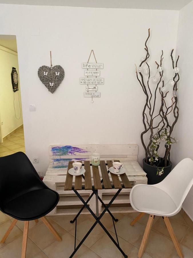 Room Julija Zirovnica Екстериор снимка